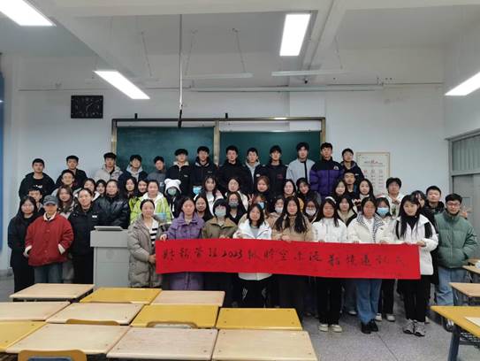 bat365官网平台财务管理专业举办“时空漂流瓶投递仪式——写给大四的我”主题活动