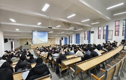 bat365官网平台2023年秋季学期“创新创业大讲堂”系列讲座成功举办