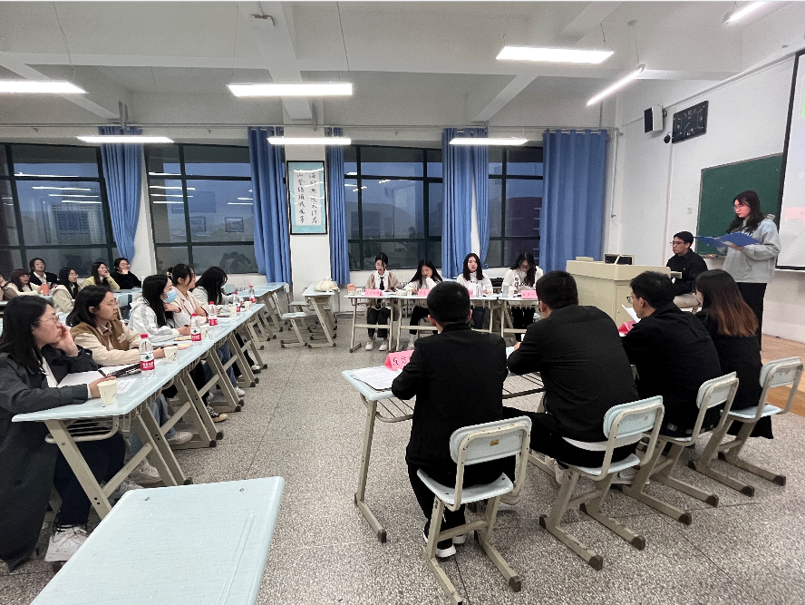 bat365官方网站第十二届“争鸣杯”辩论赛选拔赛举行